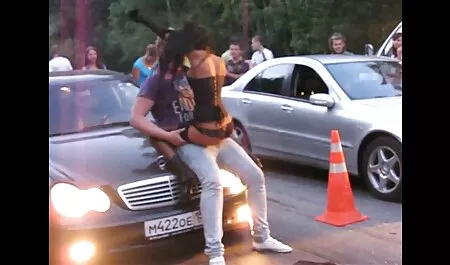 مرد راد خرد کردن تراشیده سر و گلو از دوستان خود عکسهای جدید سکسی