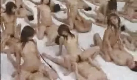 دانش آموزان ضرب و شتم دختر رشد کرده است اینستاگرام سکس جدید و یک مرد بزرگ در حمام.