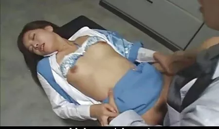 مدل خدمات ویژه عکس متحرک سکسی جدید ، یک شات ساختگی با پاهای بلند ، زیبا و برش در نقطه.