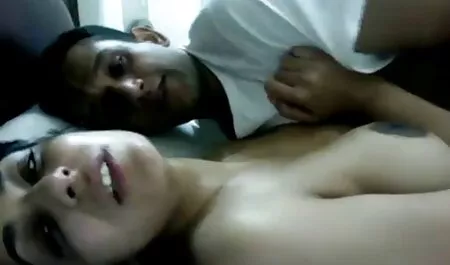 نور مو به عکس متحرک سکسی جدید یک خانم بلوند در یک اتاق هتل
