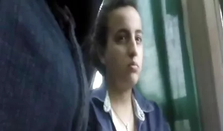 دو دختر ناز به یک کودک عکس متحرک سکسی جدید تابستان